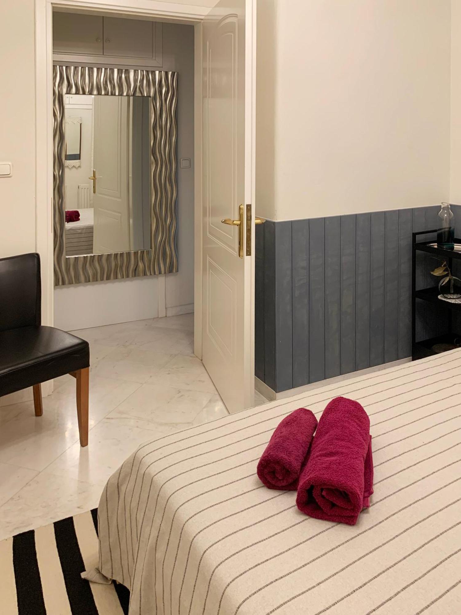 Gemuetliches Appartement In Ano Poli テッサロニキ エクステリア 写真